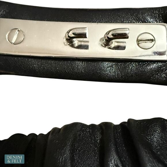Gucci Black Leather Ruched Stretch Belt w/ Silver Logo Plate Buckle Womens Italy main image 7